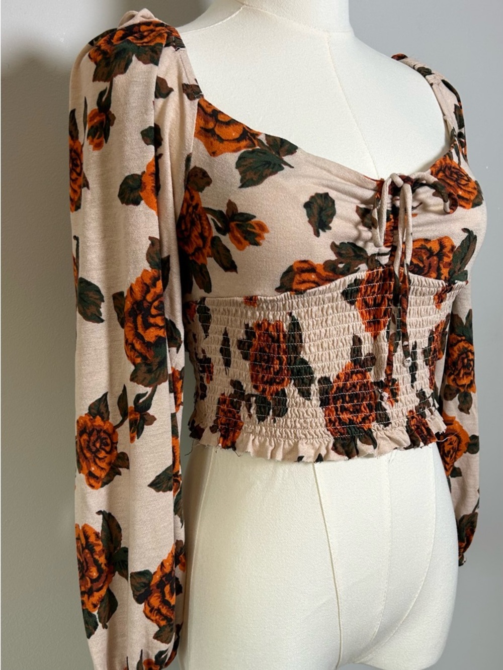 Urban Outfitters Cream Floral Tie-Front Smocked Blouse with Orange Roses size M - Picture 4 of 10